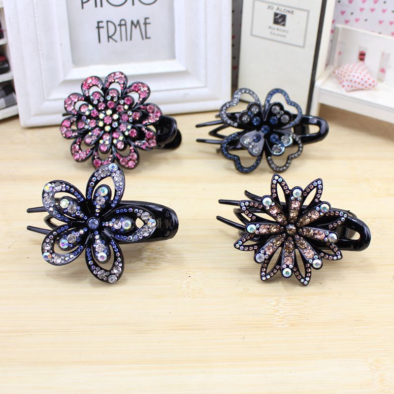 Black rhinestone new large color hair grip summer updo bath plastic hair clip night market stall e-commerce claw Black rhinestone new large color hair grip summer updo bath plastic hair clip night market stall e-commerce claw
