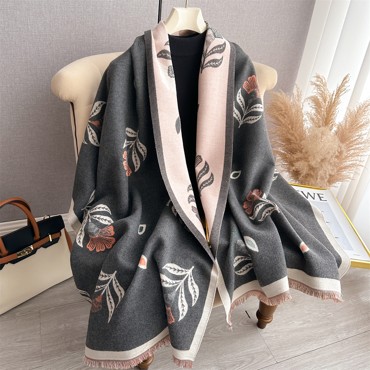 Amazon autumn and winter plant small fresh flower printing simple high-end women's imitation cashmere warm scarf