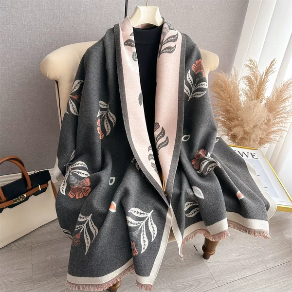 Amazon autumn and winter plant small fresh flower printing simple high-end women's imitation cashmere warm scarf