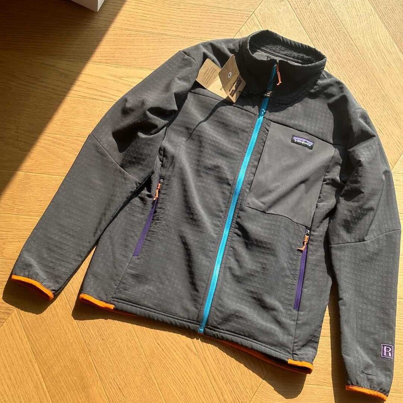 Cross-border supply outdoor Patagonia R2 TechFace fleece softshell jacket with stand-up collar and zipper, windproof Cross-border supply outdoor Patagonia R2 TechFace fleece softshell jacket with stand-up collar and zipper, windproof