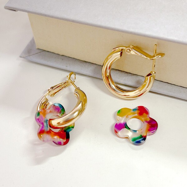 fashionable small design elegant universal earrings