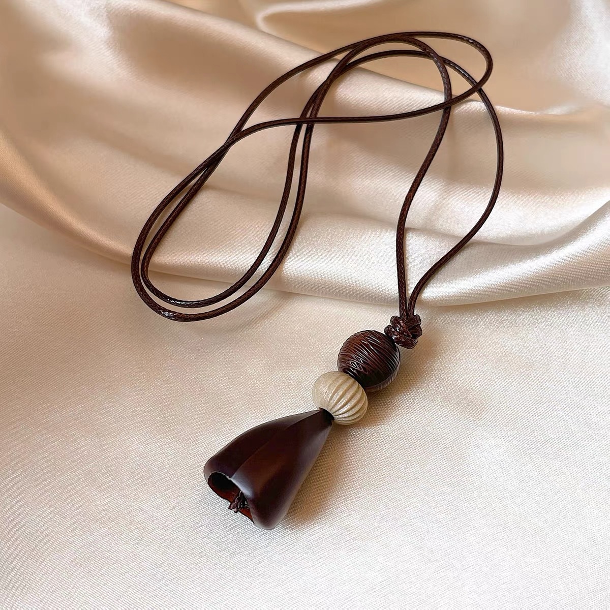 Brown Geometric Beaded Pendant Long Necklace for Women 2026 New Style High-End Light Luxury Niche Sweater Chain Accessory