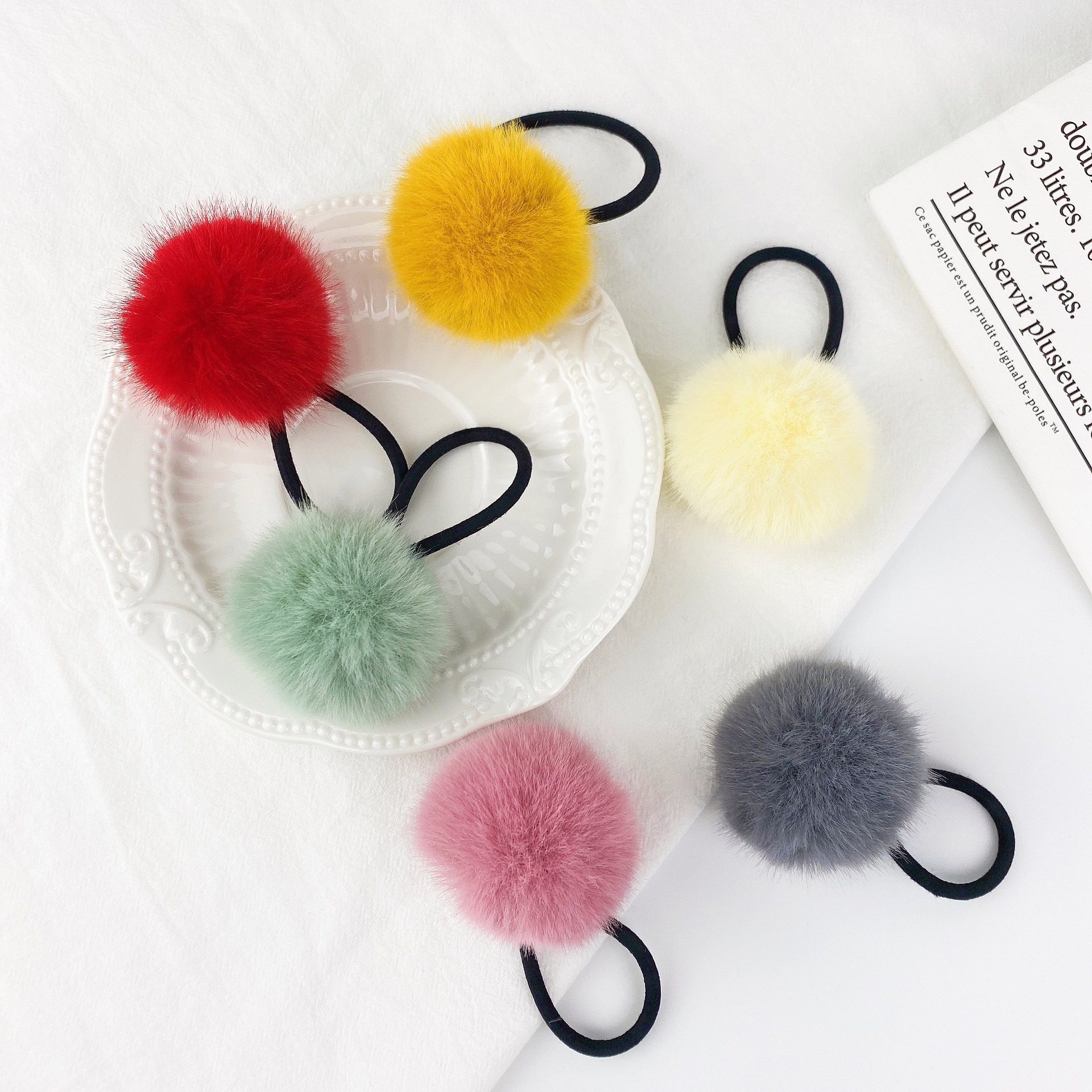 Simple Fashion Cute Wild Plush Hair Ring Set display picture 3