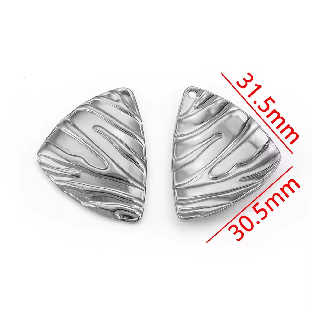 Acero inoxidable pentagonal concha de titanio colgante colgante colgante collar de titanio 18K oro color protector accesorios collar acero titanio joyería DIY