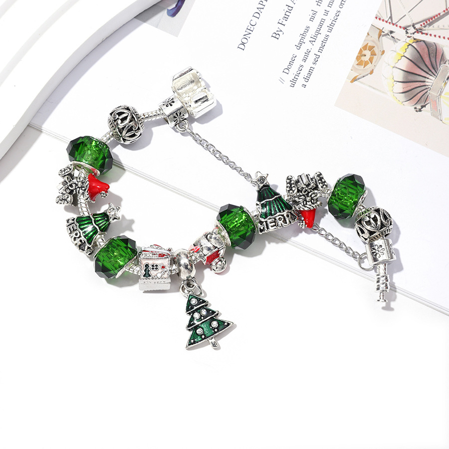 Weihnachtliche Perlenarmbänder, neue Mode, Charm-Perlenarmband, DIY-Weihnachtsbaum-Anhänger-Armband, handgefertigter Schmuck_voghion.com