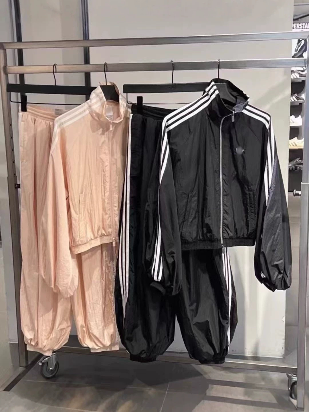 Song Yuqi's same style three-leaf lantern sleeve set, loose jacket for women, woven lantern pants, sports jacket