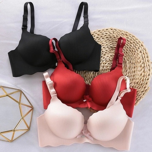Push-up Bra for Women, Wireless, Small Cup, Seamless, Comfortable, One-Piece, Smooth Surface, Underwire