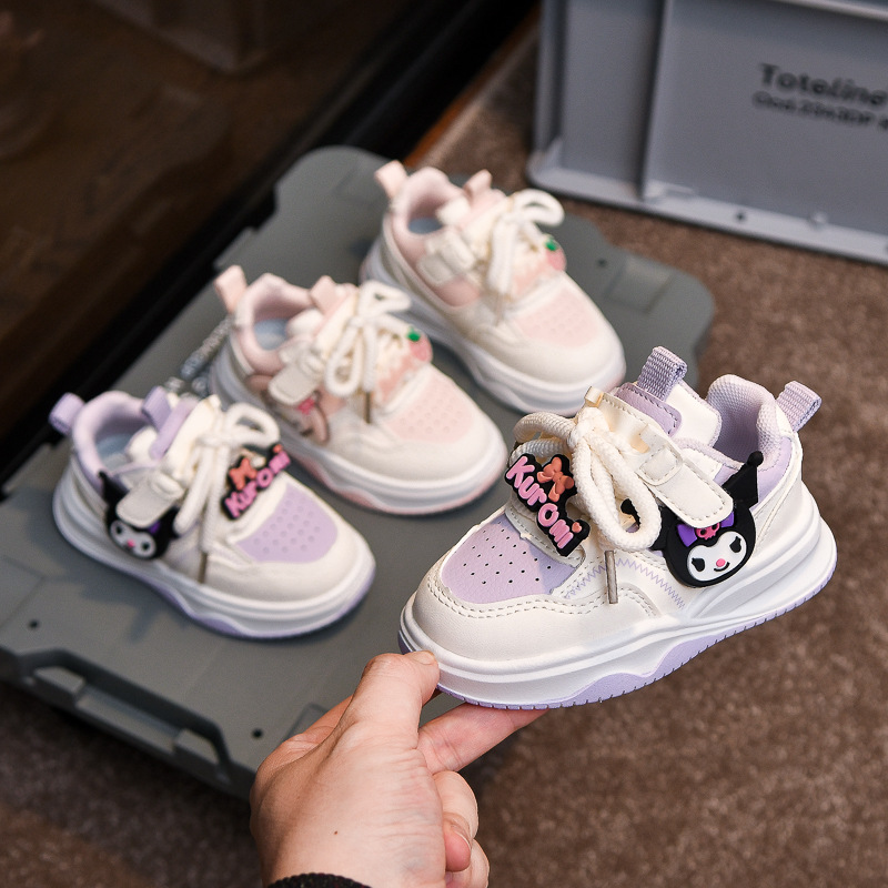 2025 primavera y otoño nuevos zapatos de skate para niños zapatos deportivos de chicas zapatos de dibujos animados para niños transpirables con suela suave zapatos de estilo coreano versátiles