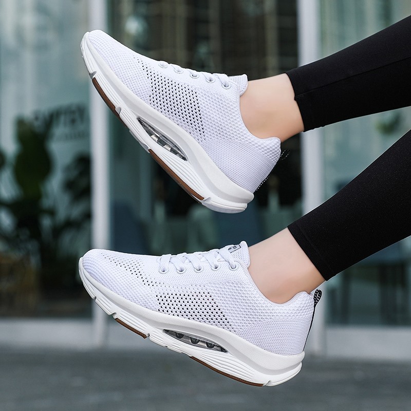 2021 summer Cross border Net surface air cushion motion Casual shoes Korean Edition The thickness of the bottom Shake shoes Ghost trot shoes