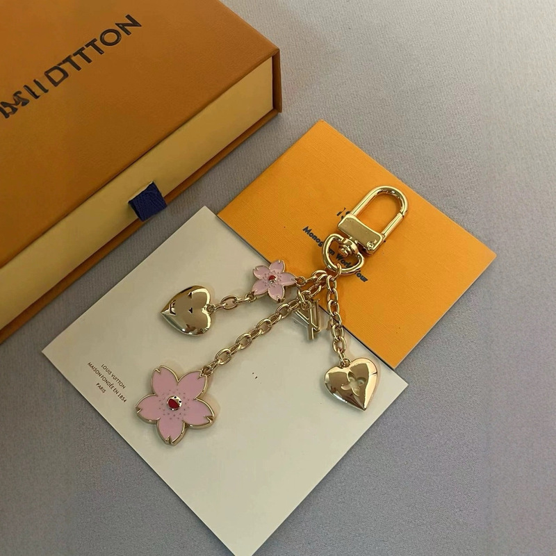 New Murakami Takashi Cherry Blossom Bag Charm Keychain with Pink Enamel Cherry Blossom Pendant and Heart Pendant