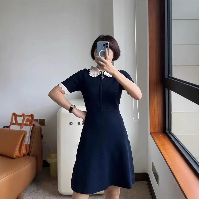 French elegant S home 2022 early Autumn New polo collar zipper waist short sleeve knitted dress women