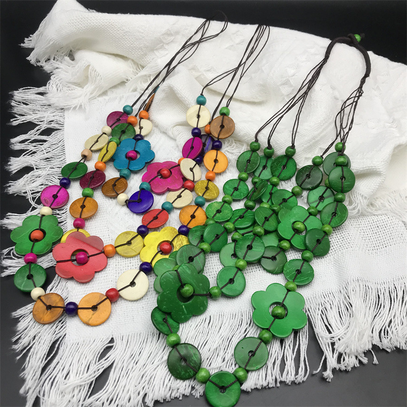 65g Weight Ethnic Style Flower Wood Stoving Varnish Women's Necklace