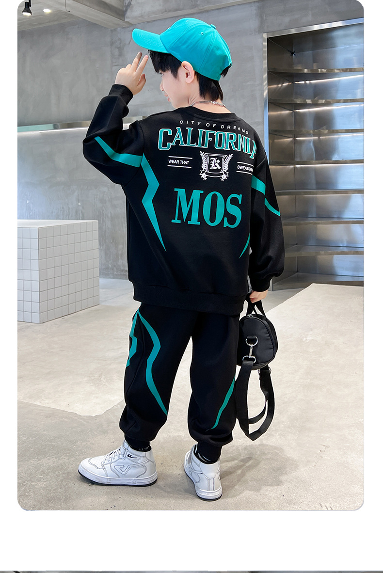 The 2022 new autumn collection for Boys from Zhongda Tong is a stylish two-piece set with lightning prints for the spring and autumn season pic 10