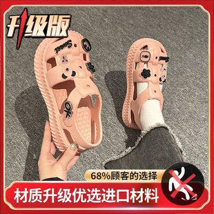 ɭϵ���ֵ������ЬŮ���⴩�����oʿ�W���k����һ�w���͹����L��