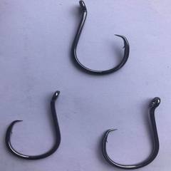 鷹の口が自殺しました。
