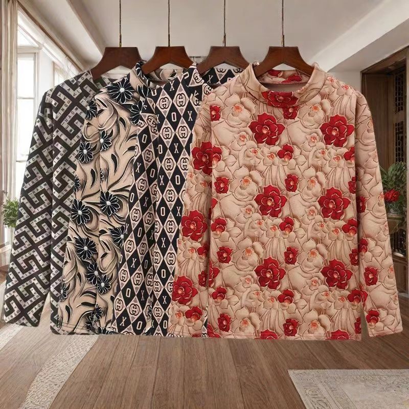 Round Neck Fleece-Lined Skin-Friendly Cotton Thermal T-Shirt for Women, High-Elastic Base Layer, Versatile Long-Sleeve, Stylish Casual Slim Fit Round Neck Fleece-Lined Skin-Friendly Cotton Thermal T-Shirt for Women, High-Elastic Base Layer, Versatile Long-Sleeve, Stylish Casual Slim Fit