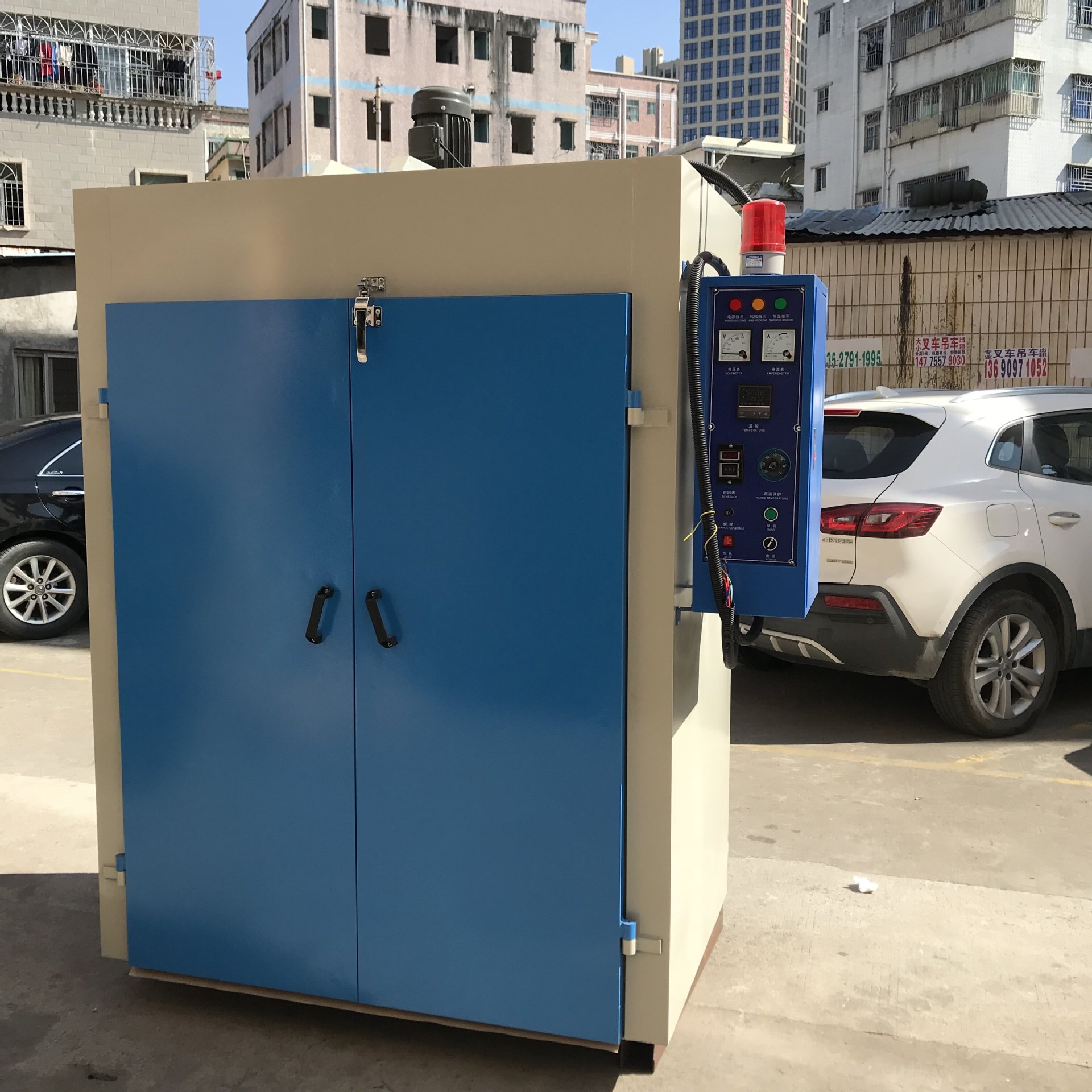 热风循环烤箱烘箱深圳数显定时报警烤箱工业高温烤箱促销智能控温