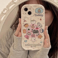 キャンプ動物柄 Apple 15 Pro/16 Plus/14 Pro Max/13/17対応 iPhoneケース クリーム柄 女性向け