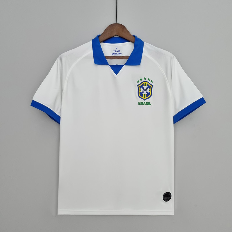 Brasil 2019 fuera de casa