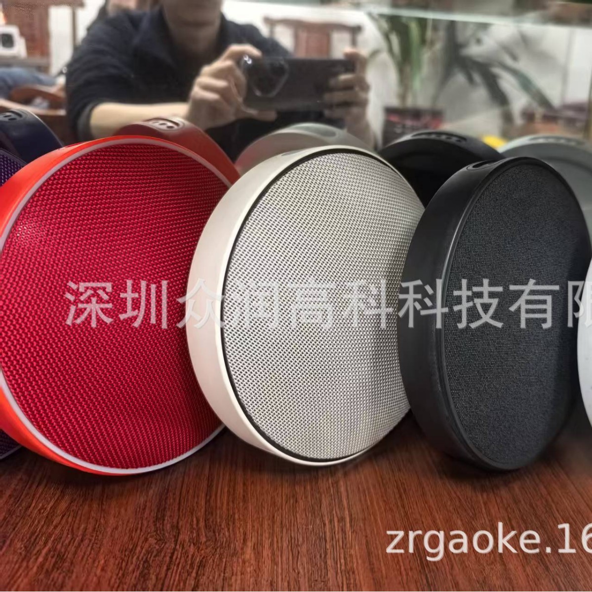 2025 Cross-Border Mh09 Bluetooth Audio Card Home Outdoor Portable Desktop Subwoofer Rgb Subwoofer Speaker