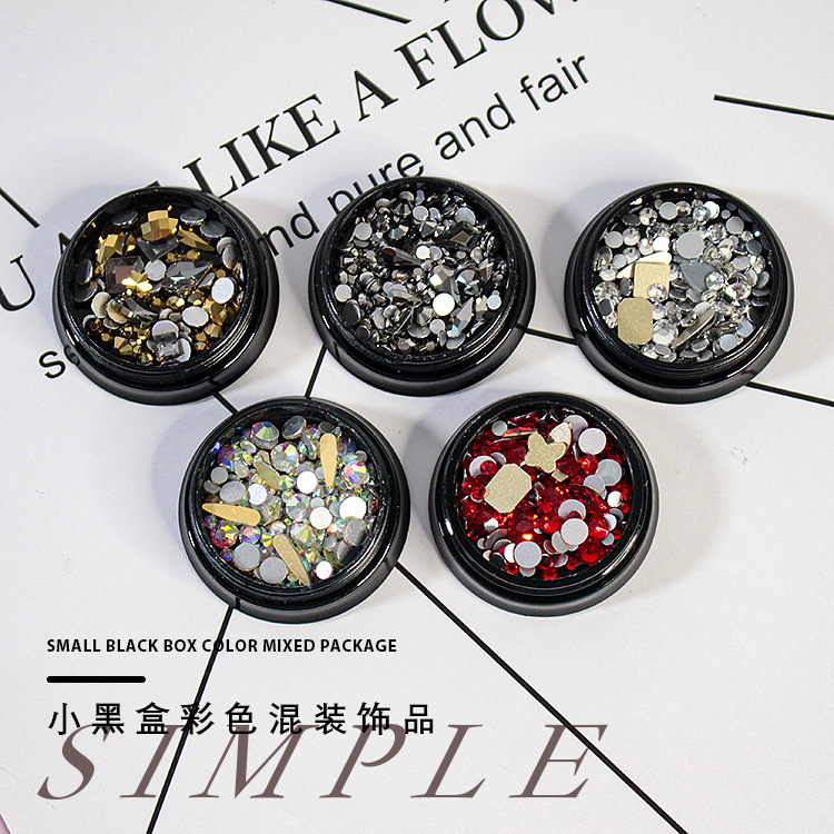 Celebridad de Internet nuevos accesorios para uñas diamante plano tamaño especial en forma de diamante de uñas mixtas Super Flash uñas Diamante pegatinas rhinestone fábrica