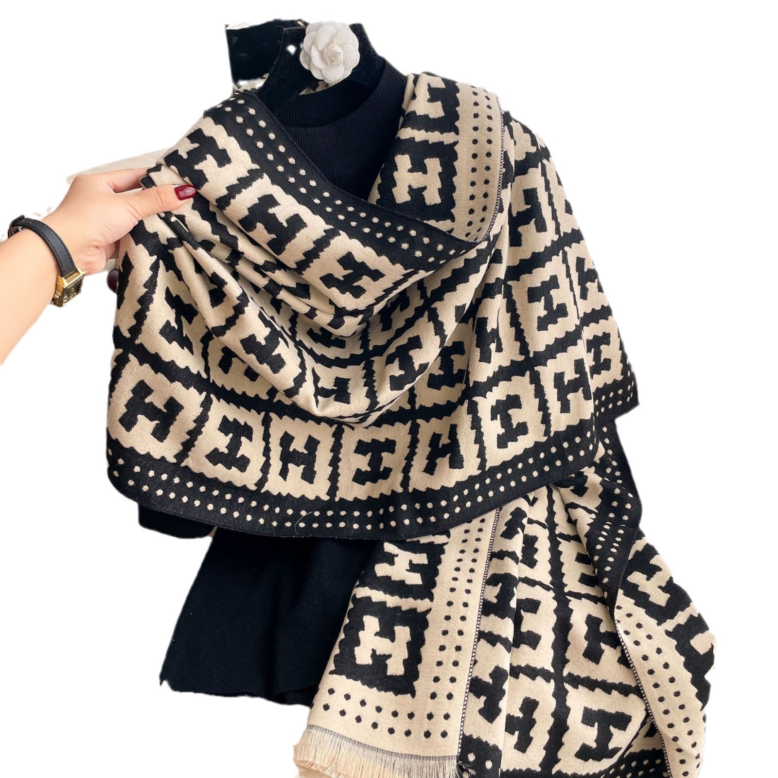 2024 imitación de cachemira otoño invierno cálido gran capa de sopa de estilo europeo y americano color clásico moda simple bufandas de letras para mujeres