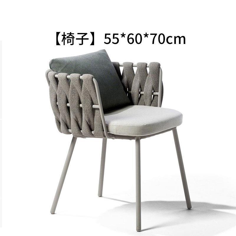 屋外テーブルと椅子、中庭籐椅子3点セット、ガーデンテラス屋外籐椅子、レジャーバルコニーテーブルと椅子の組み合わせ|undefined