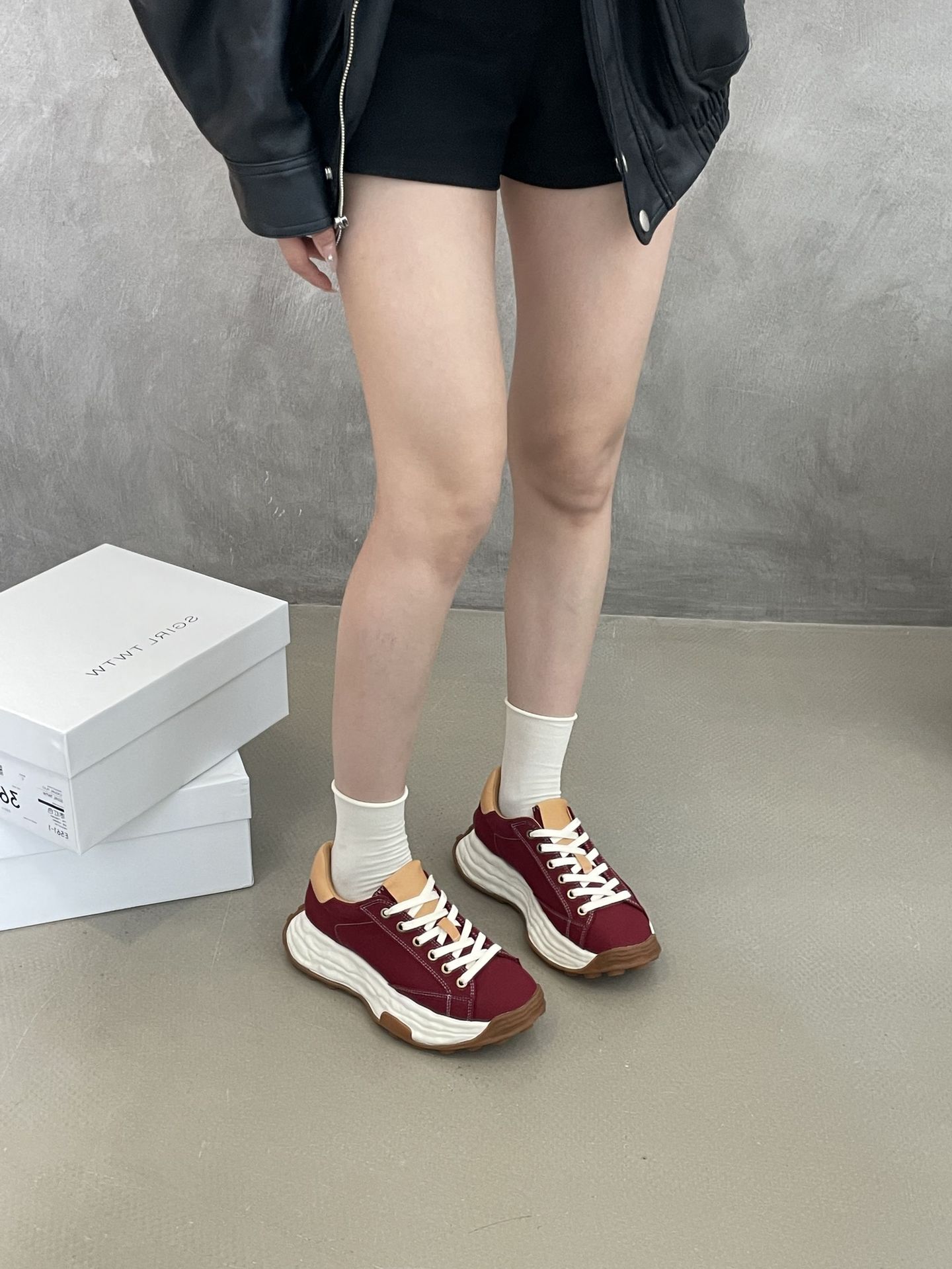 SGIRL TWTW High-End Design Casual For Women 2025 Thick-Soled Forrest Gump Dissolving Sports Versatile Dad Shoes_vogvips.com