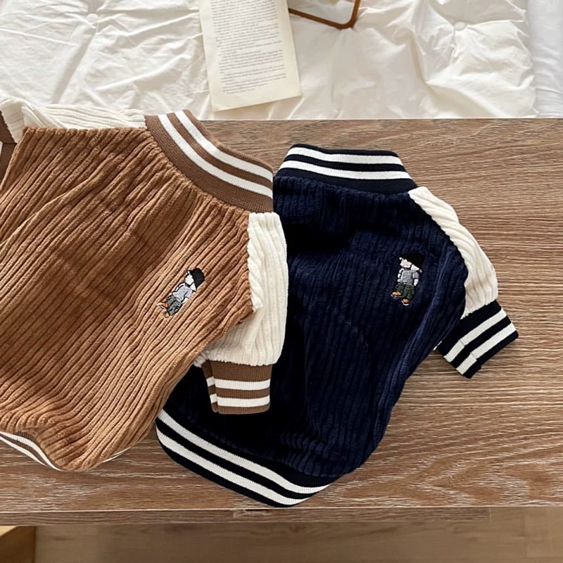 Pet ins ветровой собачьей одеждой бейсбольный трикотаж осенью