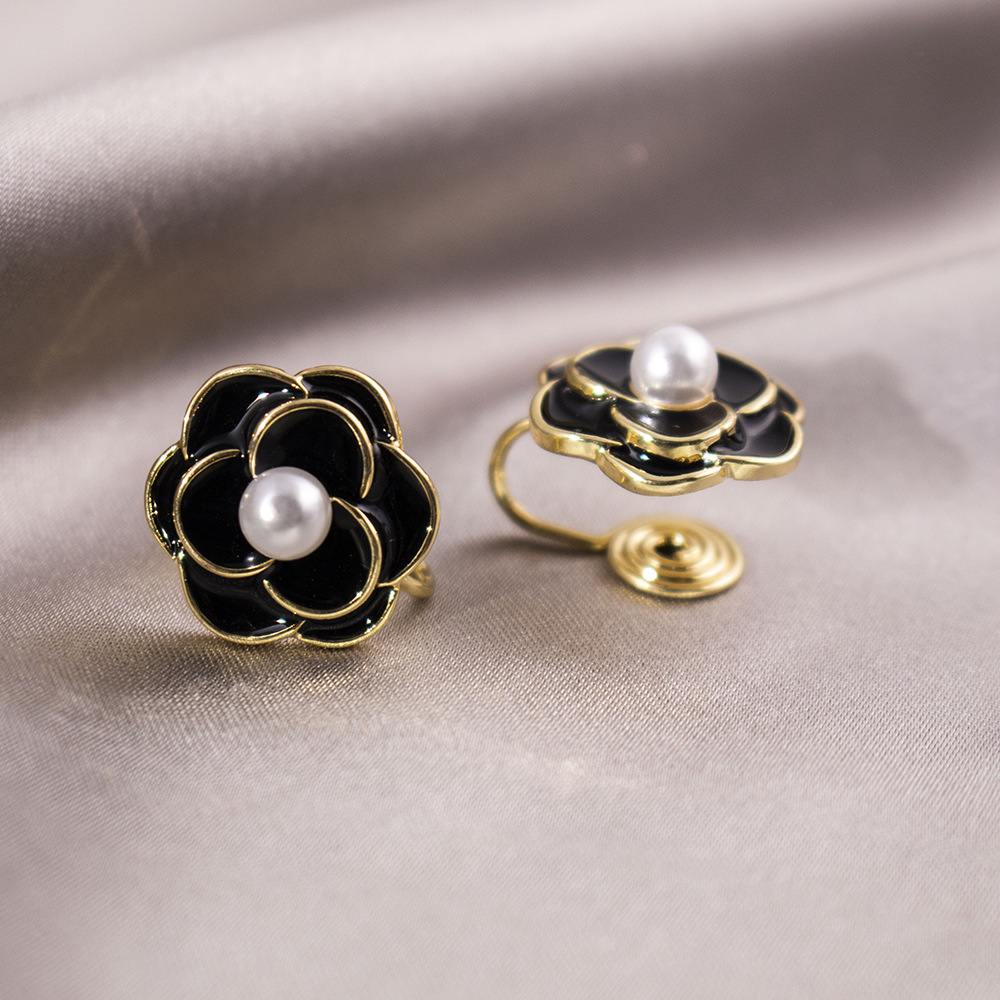 Lujo ligero, incienso pequeño, placa de incienso para mosquitos, pinzas para las orejas, pendientes de nicho para mujeres sin orejas perforadas, pendientes simples, compactas y versátiles de Yiwu al por mayor