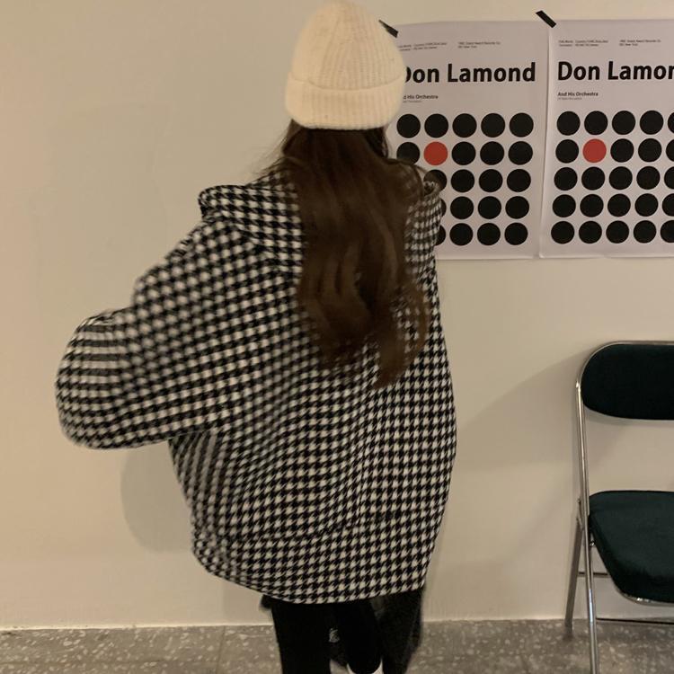 Chaqueta de béisbol con capucha estilo casual con estampado de pata de gallo para mujer, estilo holgado y adelgazante, tendencia de principios de otoño 2024