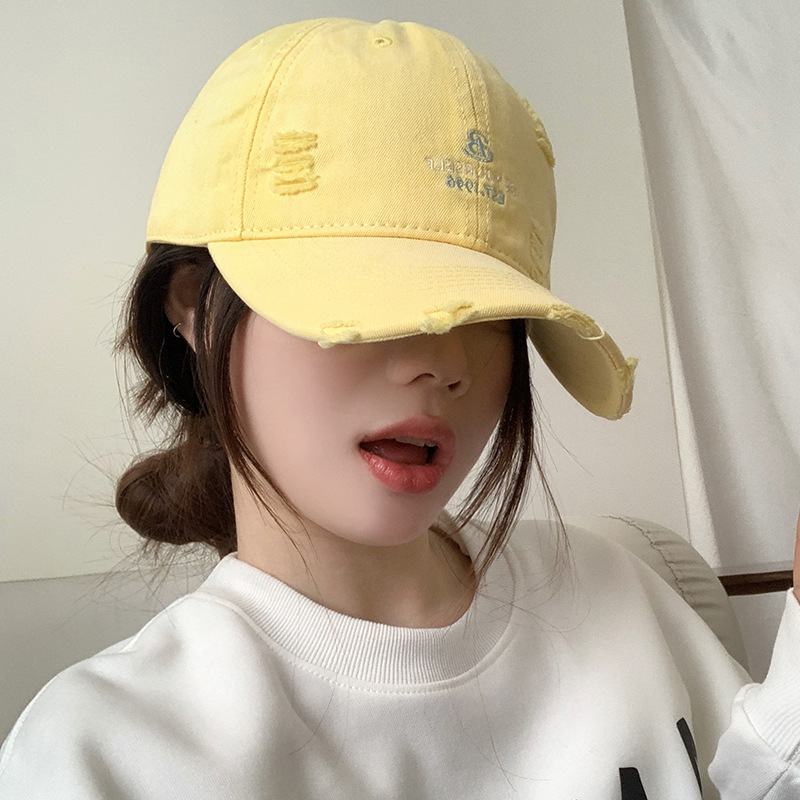 Korean-Style Letter Embroidery Yellow Baseball Cap for Women, Spring and Summer Simple Versatile Face-Slimming Soft-Top Duckbill Cap, Couple's Matching Style