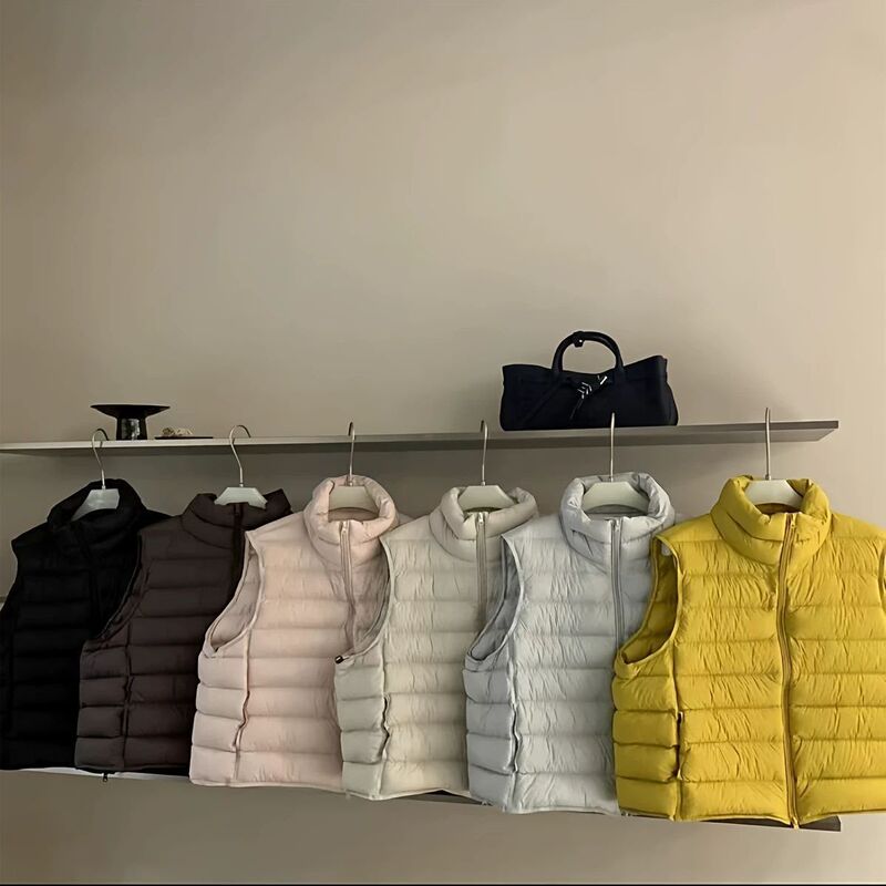 Popular Stand Collar Ribbed down Vest for Women 2025 New Korean Version Petite Short 90% Duck down Vest Jacket