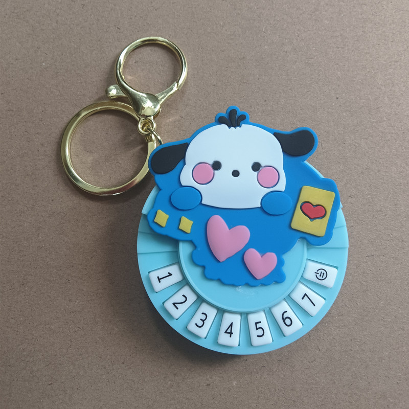 創意的なミニピアノのキーホルダーが光ります。|undefined