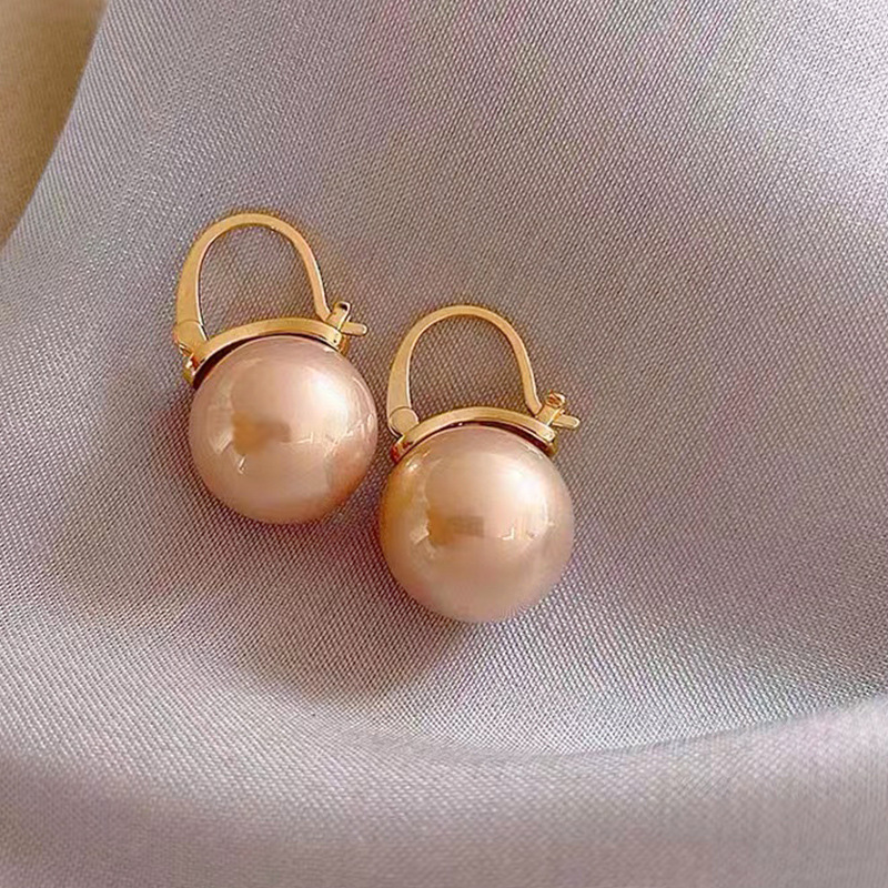 Fashion Geometric Copper Inlay Artificial Pearls Earrings 1 Pair display picture 4