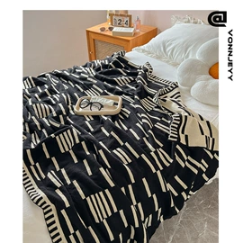 围巾;线毯;成人帽