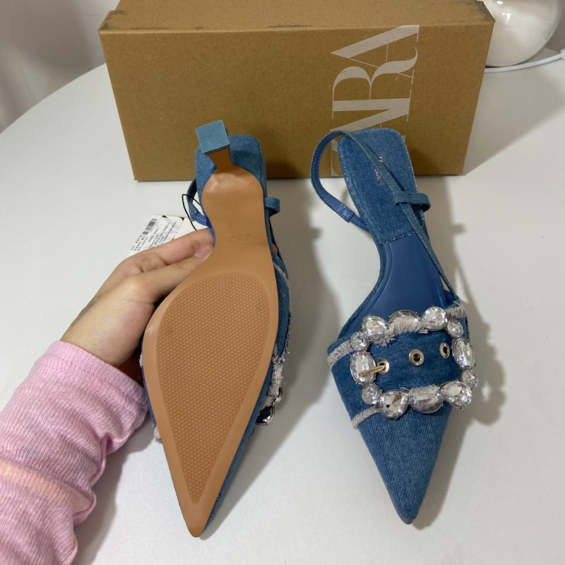 O1CN01nhS2b21XASkCgjM2a_!!2215