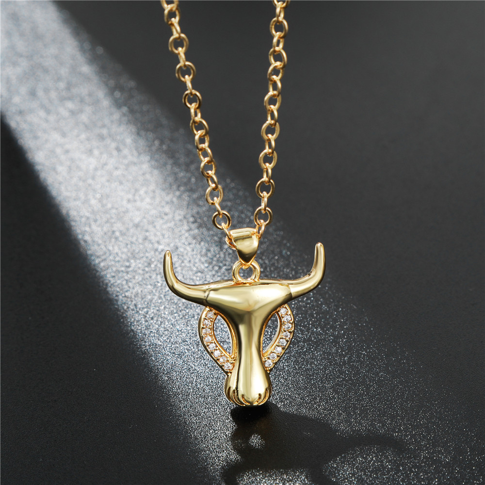 Copper Inlaid Zircon Animal Bull Head Pendant Golden Necklace Men's Hip Hop Jewelry Wholesale display picture 5