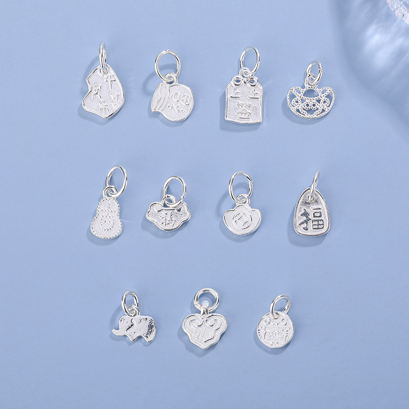 999 Pure Silver Cat Face Mask Fox Pendant Bee Safety Gourd Ingot Peach Blossom Pendant DIY Beaded Accessories 999 Pure Silver Cat Face Mask Fox Pendant Bee Safety Gourd Ingot Peach Blossom Pendant DIY Beaded Accessories