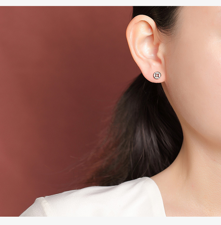 Khuyên tai bạc S925 mạ vàng hình đồng xu phong cách tân cổ điển — Bạc chi tiết 7