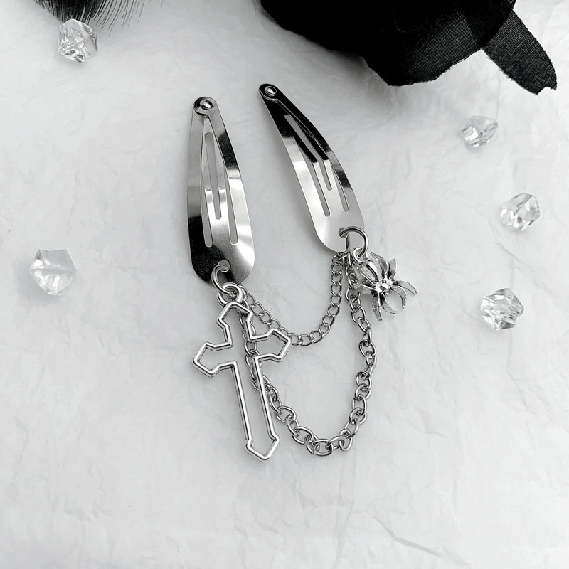 IG Style Streetwear Women's Cross Heart Shape Butterfly Alloy Charm Hair Clips display picture 7