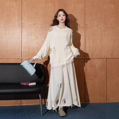 休闲破洞潮流针织套装女2025新款小众设计感套头上衣半身裙两件套