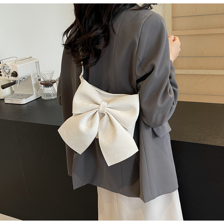Women's Medium Pu Leather Bow Knot Elegant Square Zipper Crossbody Bag display picture 32