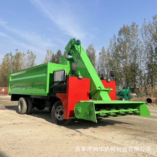 4102柴油四驱牛场清粪车地面堆积粪污清理运输车省工省时除粪机