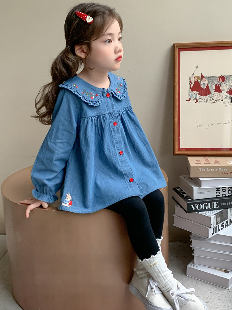 Camisas de niñas primavera y otoño 2025 nuevos niños otoño estilo exterior casual bebé cuello chaqueta de vaqueros de otoño