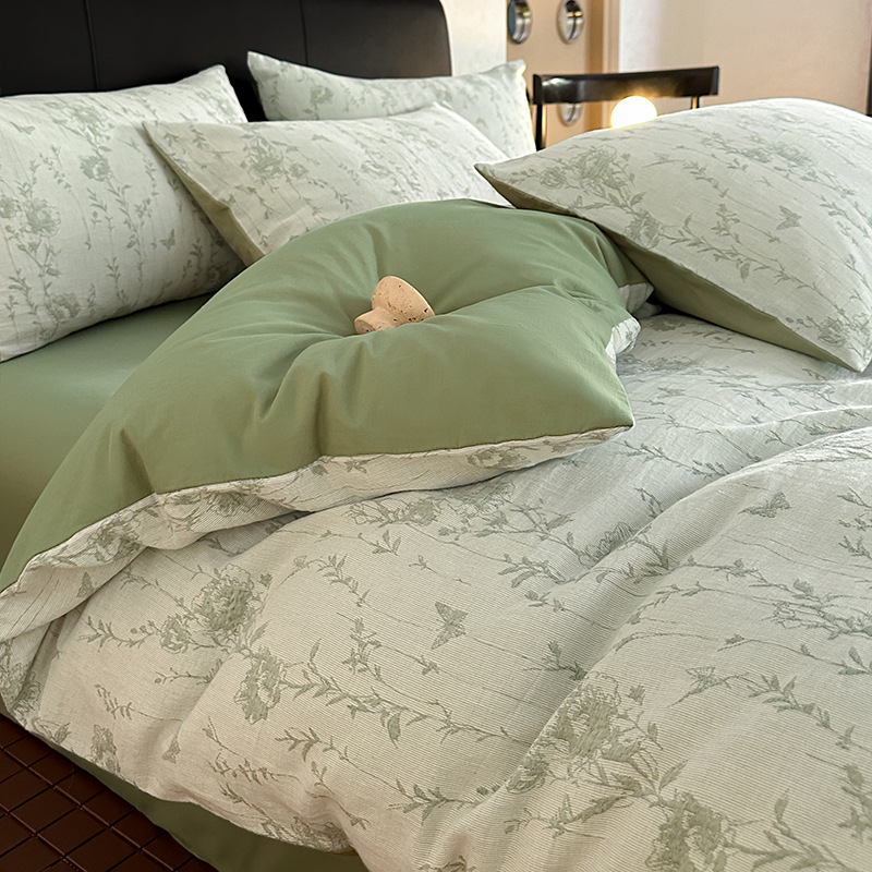 Cama de algodón de hilo de tres capas de lujo ligero de cuatro piezas de algodón puro 2024 nuevo hilo de doble capa simple funda de edredón de sábana