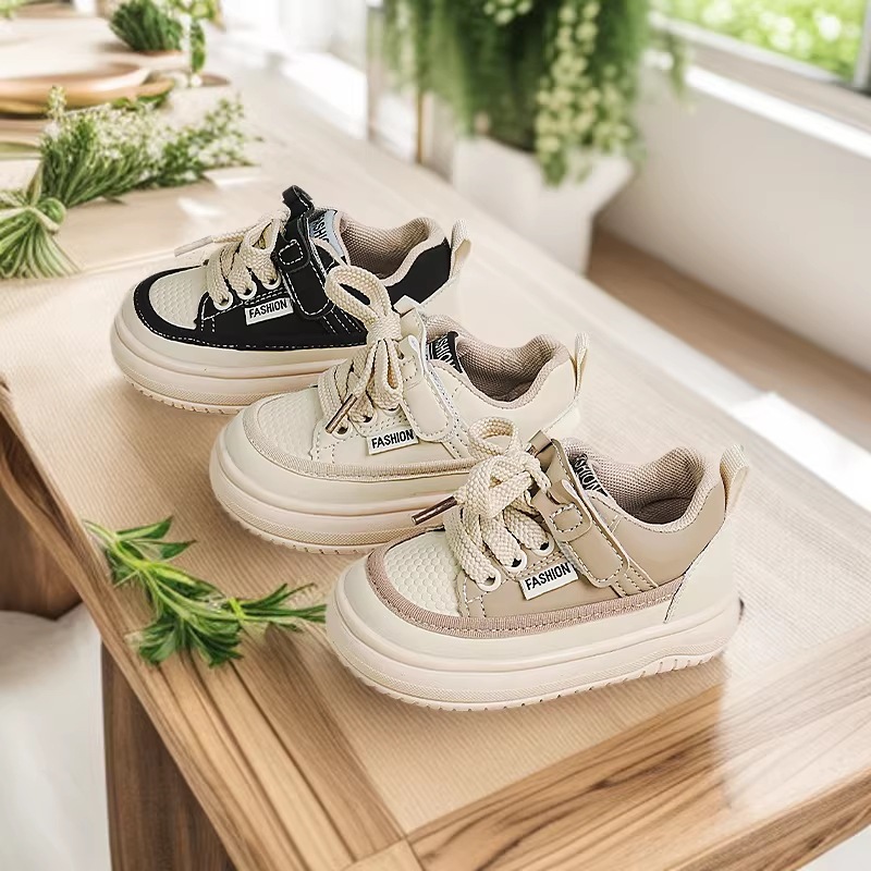 2026 primavera nuevo bebé zapatos para niños zapatos de skate de suela suave zapatos deportivos impermeables zapatos para niños zapatos individuales