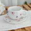 Розовые цветы и вишня