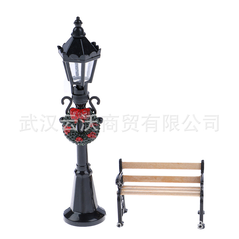 1:12 Dollhouse mini modelo al aire libre escena OB11 negro pequeña lámpara de calle + silla hierro combinación