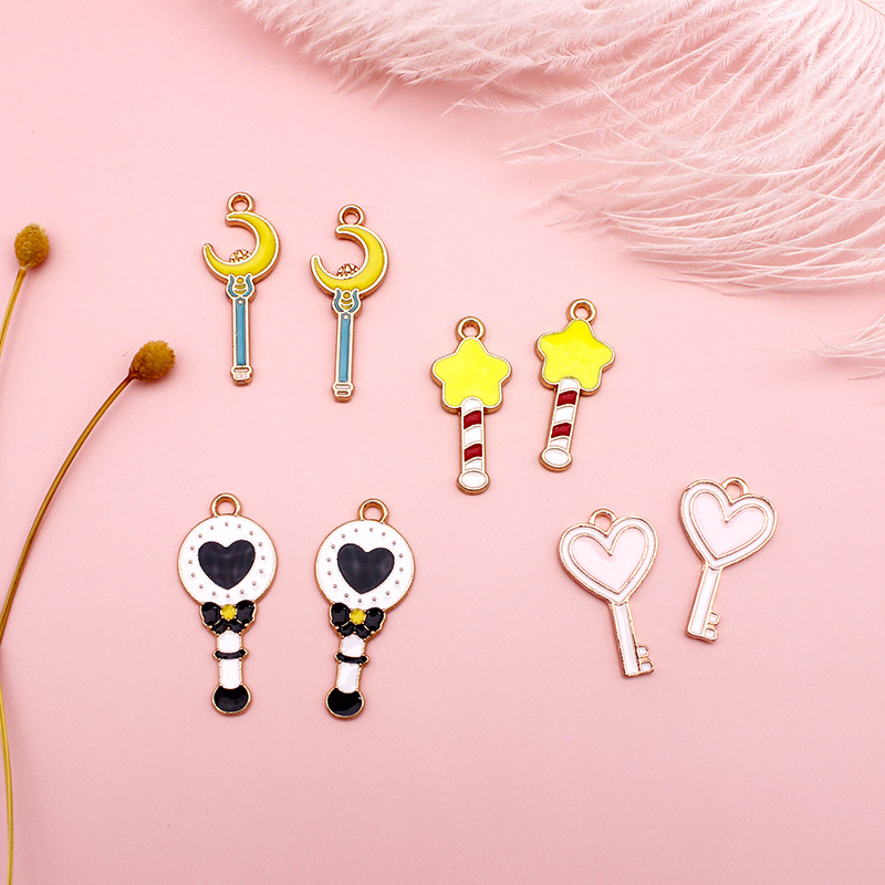 12g Weight Pendant Jewelry Making Type DIY Jewelry Accessories Classification 10 PCS/Package Quantity Alloy Material Color Block Pattern Enamel Design Cute Style 10 PCS/Package Alloy Color Block Pendant 无
